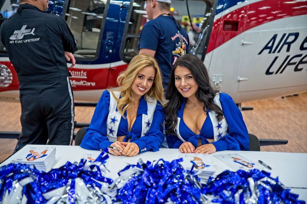 2021-EMS-Conference-_2549-1000x665 Dallas Cowboys Cheerleaders at Exhibitor Booth | Texas EMS Conference